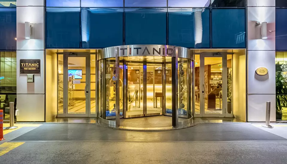 هتل تایتانیک پورت باکرکوی استانبول